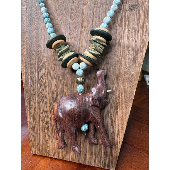 Rustic Beaded BOHO Necklace with happy Elephant Wooden ChipS/Agate Beads. - Picture 2 of 4